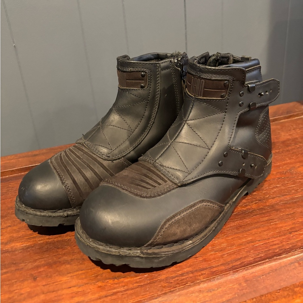 Icon El Bajo Boots - Size 11